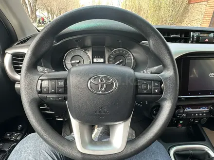 Toyota Hilux 2024 года за 20 800 000 тг. в Актобе – фото 14