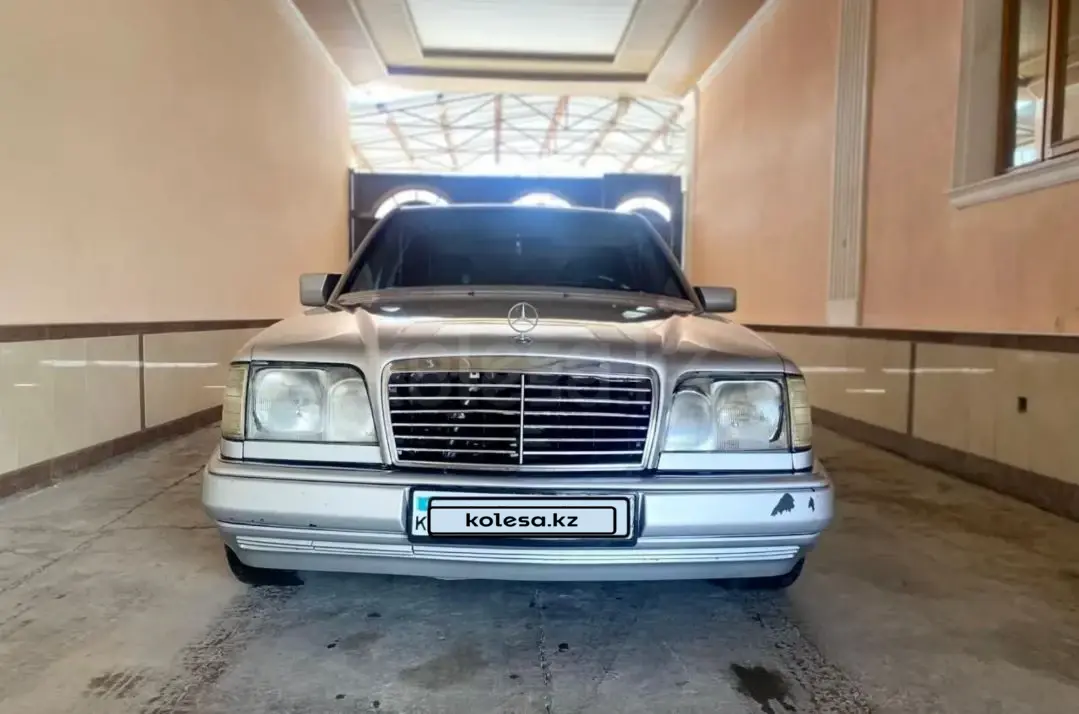Mercedes-Benz E-Class, 1994