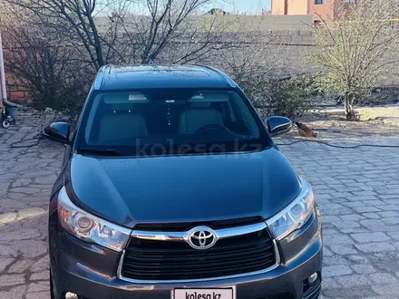 Toyota Highlander 2015 года за 13 500 000 тг. в Актау – фото 3