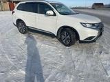 Mitsubishi Outlander 2020 годаүшін13 200 000 тг. в Караганда – фото 2