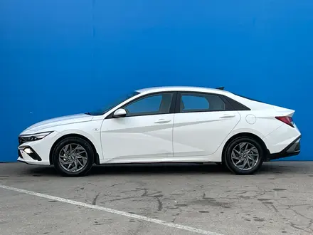 Hyundai Elantra 2023 года за 9 900 000 тг. в Алматы – фото 5