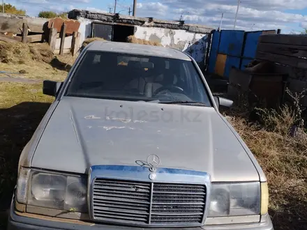 Mercedes-Benz E 230 1990 года за 1 000 000 тг. в Павлодар