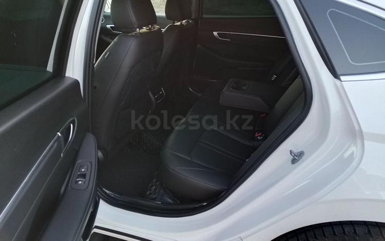 Hyundai Sonata — миниатюра 3