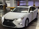 Lexus ES 300h 2015 годаүшін7 500 000 тг. в Актау