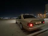 Mercedes-Benz E 230 1987 годаүшін800 000 тг. в Туркестан – фото 3