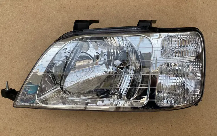 Передние фары на HONDA CR-V первого поколения дубликат хорошего качества по за 20 000 тг. в Алматы