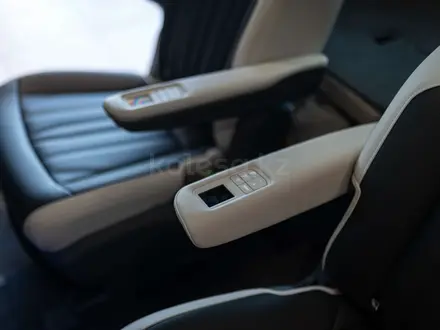 Kia EV9 GT Line 2025 года за 35 990 000 тг. в Алматы – фото 4