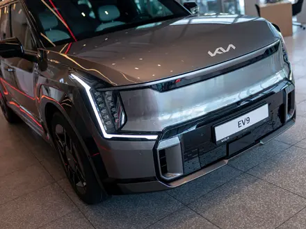 Kia EV9 GT Line 2025 года за 35 990 000 тг. в Алматы – фото 8