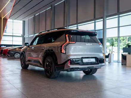 Kia EV9 GT Line 2025 года за 35 990 000 тг. в Алматы – фото 10