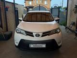 Toyota RAV4 2014 года за 8 400 000 тг. в Актобе