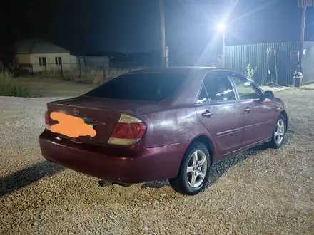 Toyota Camry 2005 года за 5 000 000 тг. в Семей – фото 2