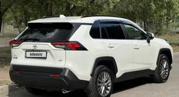 Toyota RAV4 2020 годаүшін13 800 000 тг. в Караганда – фото 2