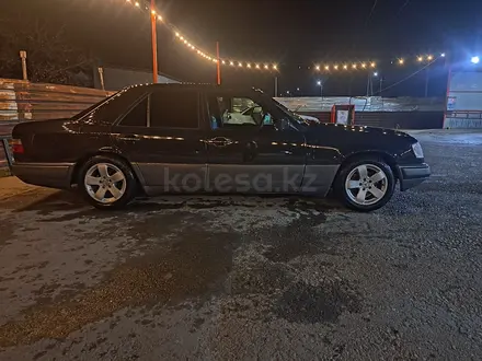 Mercedes-Benz E 220 1995 года за 1 700 000 тг. в Алматы – фото 7