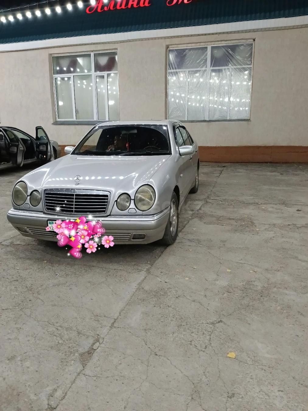 Mercedes-Benz E 320 1998 г.