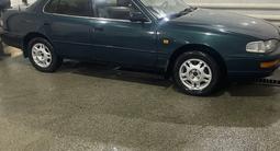 Toyota Camry 1993 года за 1 800 000 тг. в Талдыкорган – фото 2