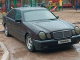 Mercedes-Benz E 280 1996 года за 2 350 000 тг. в Алматы – фото 2