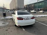 Toyota Camry 2015 годаfor11 800 000 тг. в Алматы – фото 4