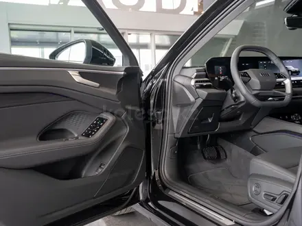 Audi A6 2.0 TFSI Quattro 2026 года за 39 780 000 тг. в Алматы – фото 36