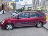 Honda Stream 2002 годаfor3 200 000 тг. в Астана