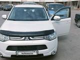 Mitsubishi Outlander 2012 года за 7 900 000 тг. в Астана – фото 2