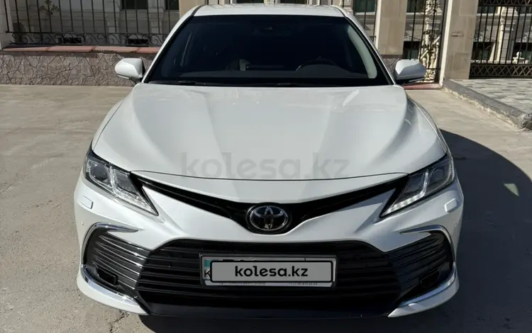 Toyota Camry 2023 года за 16 300 000 тг. в Шымкент