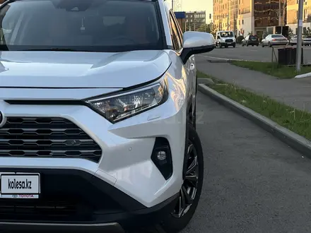 Toyota RAV4 2025 года за 17 200 000 тг. в Кокшетау – фото 7
