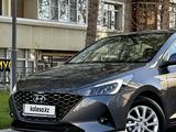 Hyundai Accent 2021 года за 8 999 000 тг. в Шымкент – фото 2