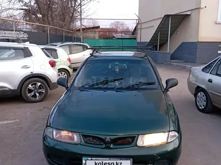 Mitsubishi Carisma 1998 года за 1 100 000 тг. в Алматы – фото 2