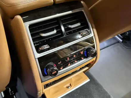 BMW 750 2016 года за 25 000 000 тг. в Алматы – фото 15