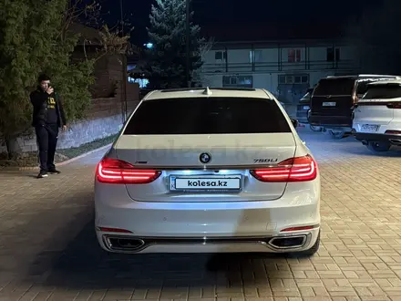 BMW 750 2016 года за 25 000 000 тг. в Алматы – фото 4