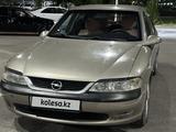 Opel Vectra 1997 года за 1 550 000 тг. в Астана – фото 2