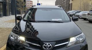 Toyota RAV4 2015 года за 8 300 000 тг. в Атырау