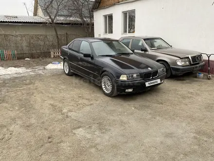 BMW 318 1995 года за 1 200 000 тг. в Алматы – фото 3