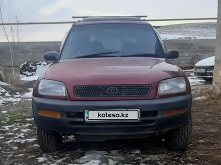 Toyota RAV4 1997 года за 2 700 000 тг. в Алматы