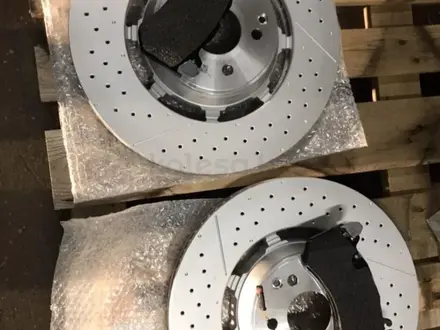 Тормозные диски в оригинале на W222, C217, S63amg за 550 000 тг. в Астана