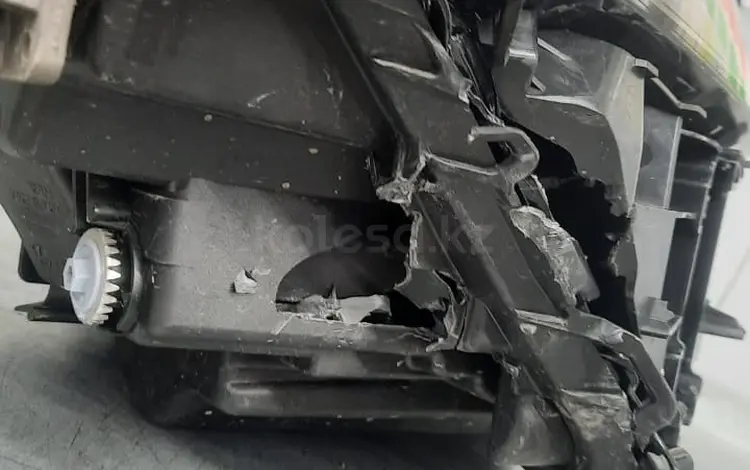 Фара от LEXUS RX 500H, б/у за 370 265 тг. в Алматы