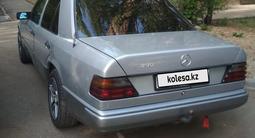 Mercedes-Benz E 230 1987 года за 1 900 000 тг. в Алматы – фото 2