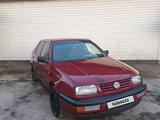 Volkswagen Vento 1994 года за 1 500 000 тг. в Астана – фото 2