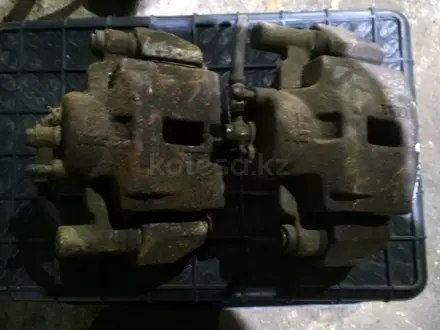 Суппорт мазда 626 за 10 000 тг. в Астана