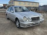 Mercedes-Benz E 320 1995 годаfor2 600 000 тг. в Атырау – фото 2