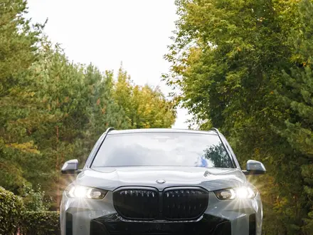 BMW X5 2024 года за 53 900 000 тг. в Караганда – фото 3