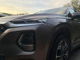 Hyundai Santa Fe 2020 года за 13 400 000 тг. в Усть-Каменогорск – фото 3