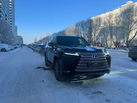 Lexus LX 600 2022 года за 72 500 000 тг. в Астана – фото 2