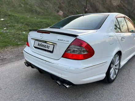 Mercedes-Benz E 55 AMG 2003 года за 10 000 000 тг. в Алматы – фото 16