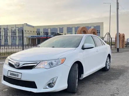 Toyota Camry 2012 года за 6 200 000 тг. в Уральск – фото 2