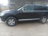 Volkswagen Touareg 2003 года за 5 500 000 тг. в Шамалган – фото 3