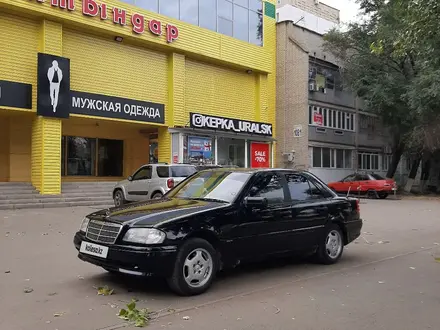 Mercedes-Benz C 180 1994 года за 1 900 000 тг. в Уральск – фото 18