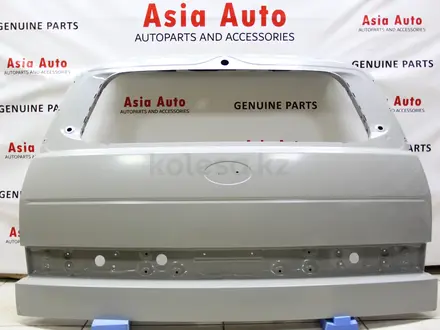 ПАНЕЛЬ КРЫШКИ БАГАЖНИКА HYUNDAI SANTA FE V за 10 000 тг. в Уральск
