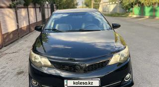 Toyota Camry 2014 года за 3 800 000 тг. в Караганда