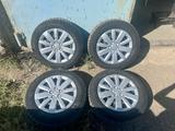 DUNLOP комплект зимняя резина 205/60/r16 за 150 000 тг. в Экибастуз